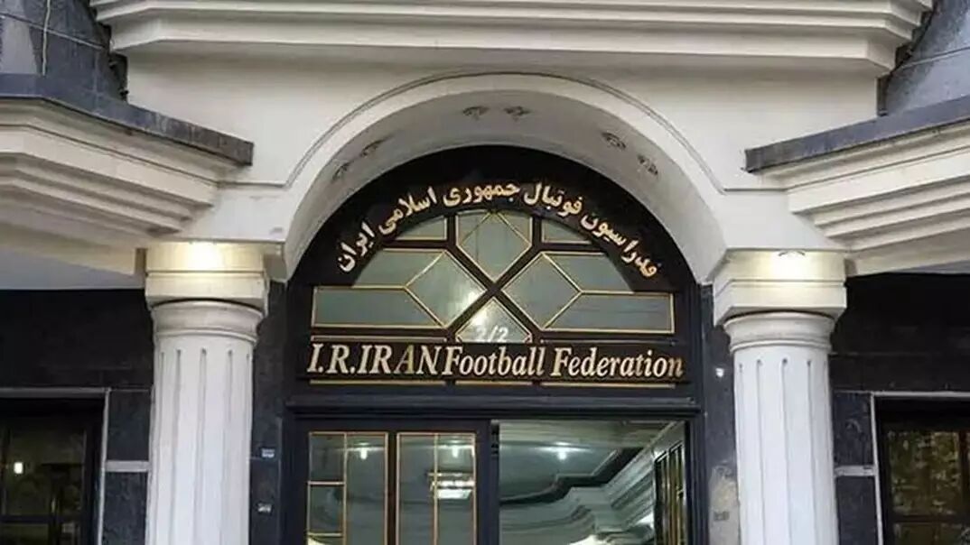 انتقاد شدید از مسئولان فدراسیون فوتبال؛ چرا نظم اردوهای تیم ملی بانوان در استرالیا برهم خورد؟ / تیم ملی بانوان , فدراسیون فوتبال , استرالیا , پناهندگی , انتقاد