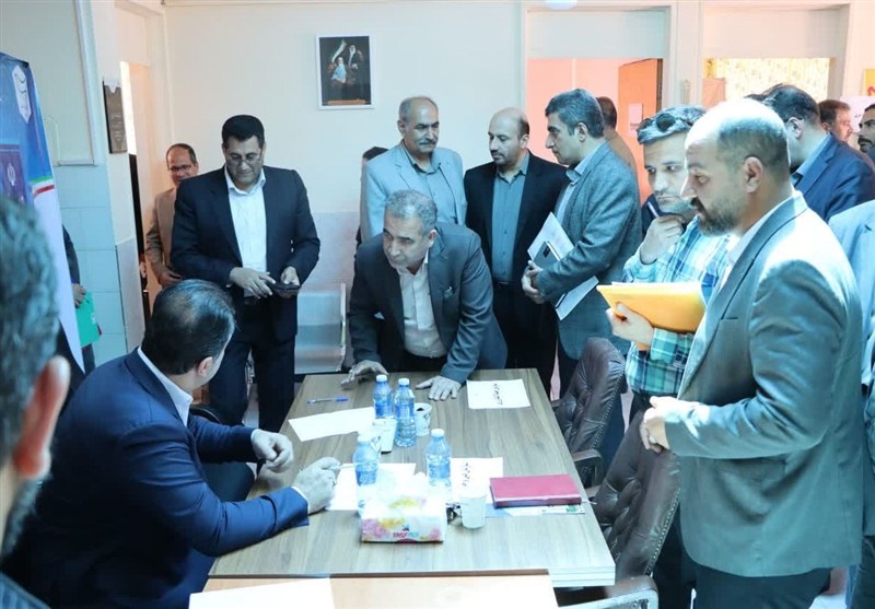 میزخدمت در شهرک‌ بوعلی اقدام عملی کاهش بروکراسی یا مسکنی برای تولید؟ / اخبار همدان - اخبار استانها