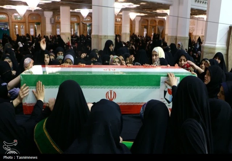 تشییع پیکر شهیده اعظم سراجی‌نژاد در قم پس از 70 روز تفحص / اخبار قم - اخبار استانها