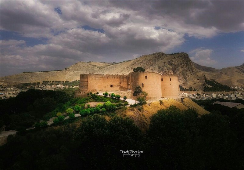 استاندار لرستان از توسعه حریم قلعه فلکالافلاک خبر داد / اخبار لرستان - اخبار استانها