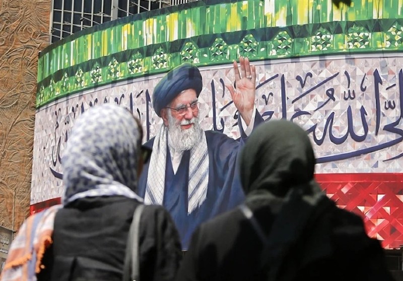 همدان میزبان ویژه‌برنامه شبی با خورشید همزمان با آیین تشییع رهبر شهید / اخبار همدان - اخبار استانها