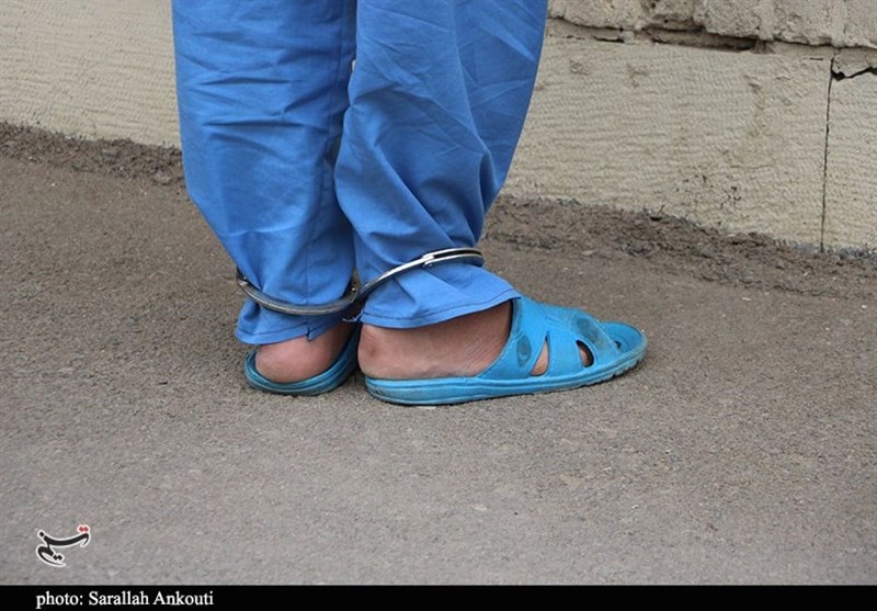 دستگیری عامل قتل و حمل مسلحانه موادمخدر در رودبارجنوب / اخبار کرمان - اخبار استانها