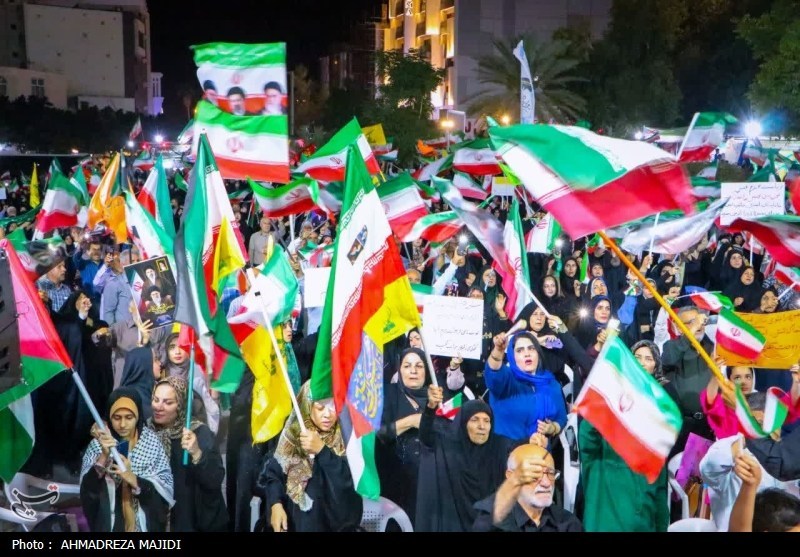 نودوهشتمین شب میدان‌داری مردم کردستان؛ میدان پرشورتر شد+فیلم / اخبار کردستان - اخبار استانها