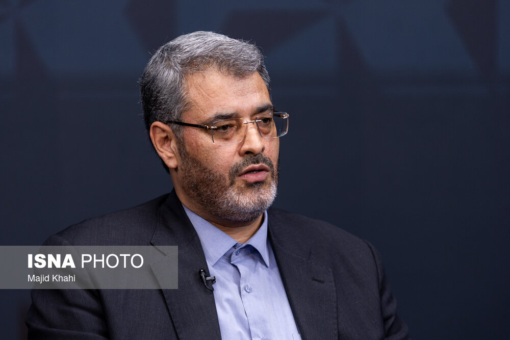 توسعه ۵۵۰۰ هکتار گلخانه؛ راهبرد تهران برای مقابله با کم‌آبی/ خودکفایی در تأمین گندم نان