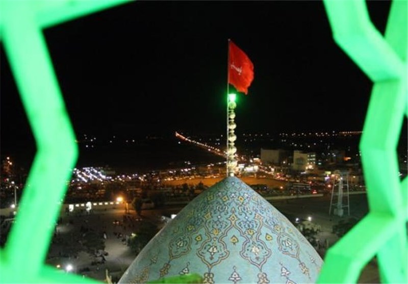 اهتزاز پرچم سرخ حسینی بر فراز سمنان/تجدید میثاق عاشورایی / اخبار سمنان - اخبار استانها