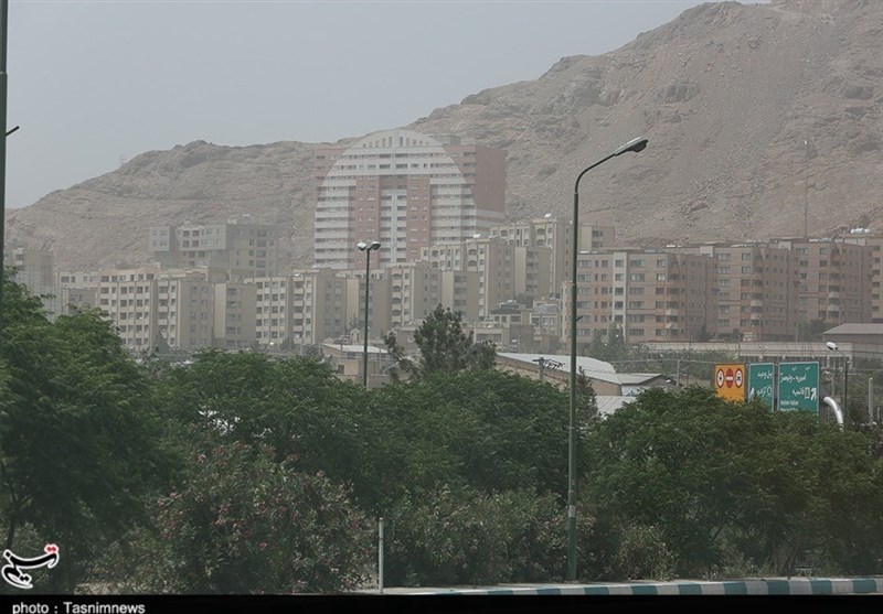 هشدار نارنجی گرد و غبار در اصفهان؛فعالیت‌های آلاینده ممنوع شد / اخبار اصفهان - اخبار استانها