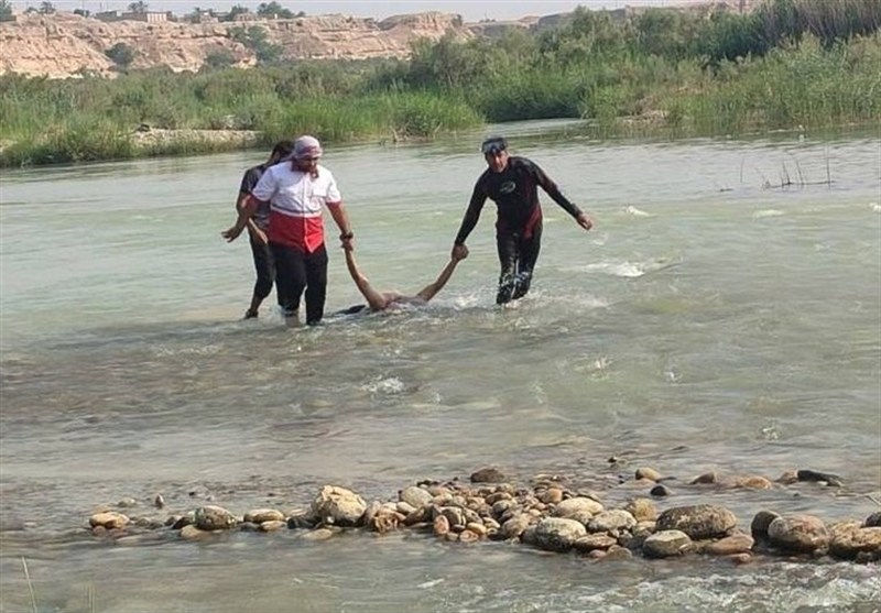 رودخانه هراز باز هم قربانی گرفت/ 4 روز جستجو برای یافتن پیکر پدر و پسر / اخبار مازندران - اخبار استانها