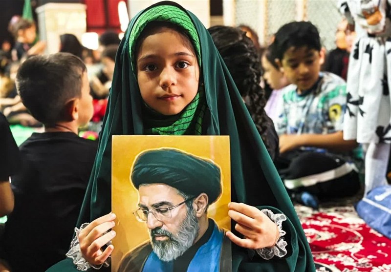 ورامین صحنه اجتماع باشکوه دختران و بانوان در پاسداشت سیدالشهدای ایران / اخبار استان تهران - اخبار استانها