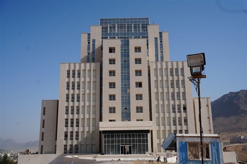 وعده افتتاح پروژه 10 ساله استانداری لرستان تا پایان 1405 / اخبار لرستان - اخبار استانها