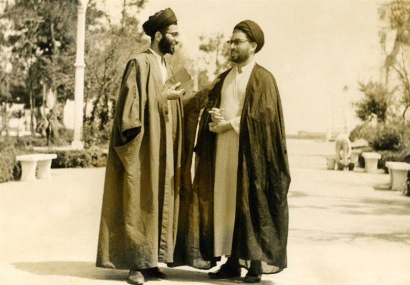 خاطرات رهبر شهید از شرکت در درس آیت‌الله بروجردی / جدیدترین اخبار مرتبط با آیت الله امام خامنه‌ای - اخبار حوزه امام و رهبری