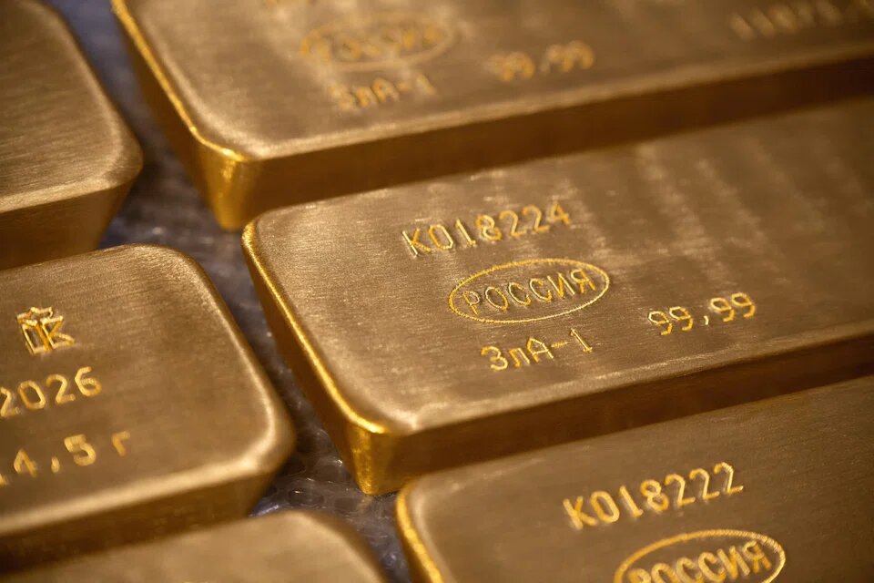 کاهش قیمت طلا در بازارهای جهانی / طلا , قیمت طلا , بازار جهانی , نفت , تورم