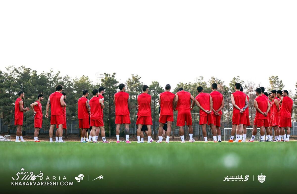 تارتار با ملی‌پوشان و خریدهای جدید؛ پرسپولیس اولین دیدار تدارکاتی را برگزار کرد / پرسپولیس , مهدی تارتار , دیدار تدارکاتی , لیگ برتر , بازیکنان جدید