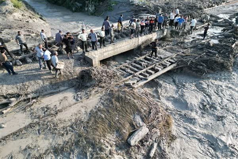 بسیج امکانات برای بازگشایی محور بندرترکمن_ بندرگز / اخبار گلستان - اخبار استانها