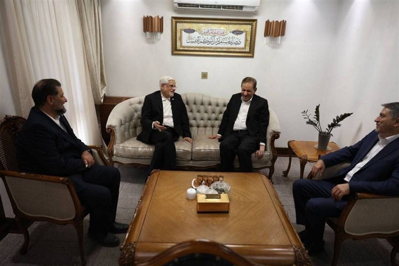 دیدار عارف با معاونان اول دولت‌های گذشته به مناسبت هفته دولت / اخبار سیاسی روز , اخبار دولت