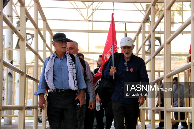 خدمت‌رسانی شبانه‌روزی گمرک خسروی به زائران؛ عبور موکب‌ها 2 برابر شد / اخبار کرمانشاه - اخبار استانها