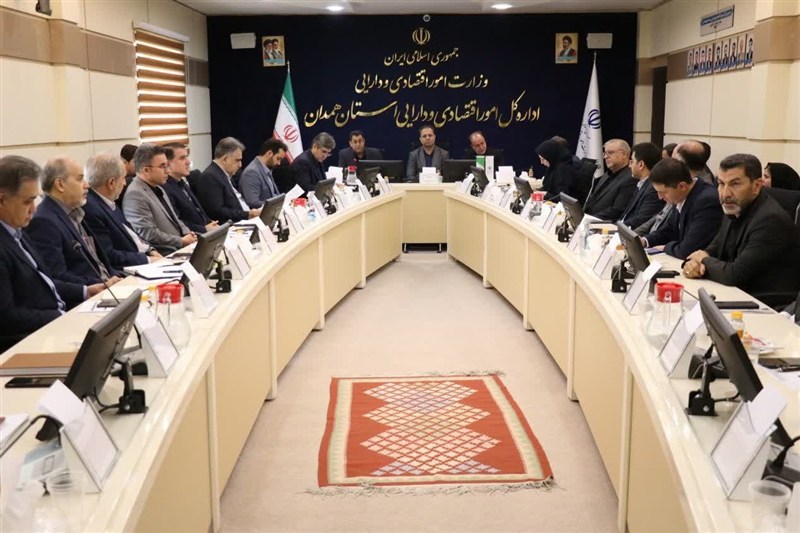 حاجی‌بابایی: تمام وام‌های تکلیفی همدان تا پایان مهرماه پرداخت می‌شود / اخبار همدان - اخبار استانها