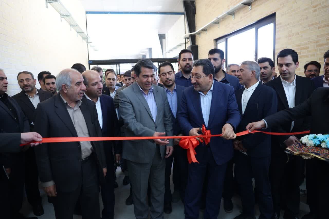 افتتاح شهرک صنعتی غیردولتی ایثار نصر کرمان با ظرفیت اشتغال ۶۰۰ نفر / شهرک صنعتی , اشتغال , ایثار نصر کرمان , وزیر صنعت , معدن و تجارت
