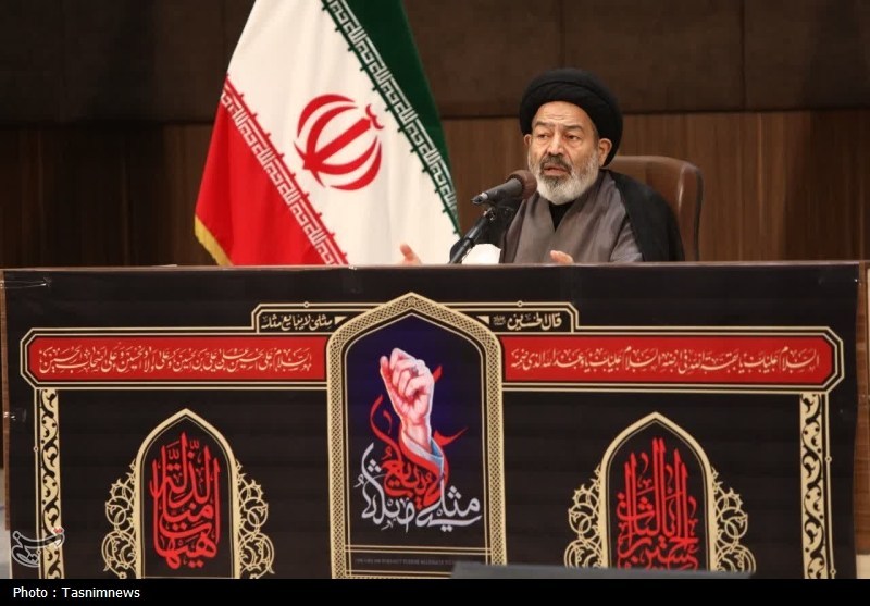 حجت‌الاسلام نواب: اربعین امسال تجلی وفاداری امت اسلامی به قائد شهیدبود / اخبار قم - اخبار استانها