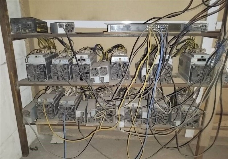 کشف و توقیف 10 دستگاه ماینر قاچاق در قزوین / اخبار قزوین - اخبار استانها