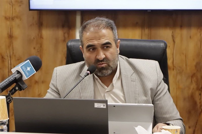 هنرمندان دریچه هنر را به روی معارف والای انسانی و اسلامی بگشایند / اخبار سیاسی روز , اخبار حوزه علمیه و دانشگاه