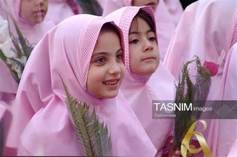 والدین از هماکنون کلاساولیها را برای مدرسه آماده کنند / اخبار قم - اخبار استانها