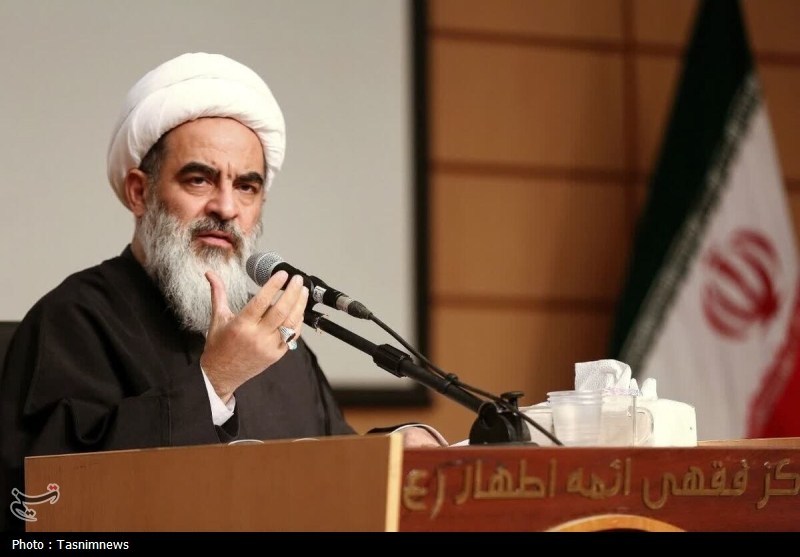 آیت‌الله فاضل لنکرانی: خونخواهی و انتقام قائد شهید همواره پیگیری شود / اخبار قم - اخبار استانها