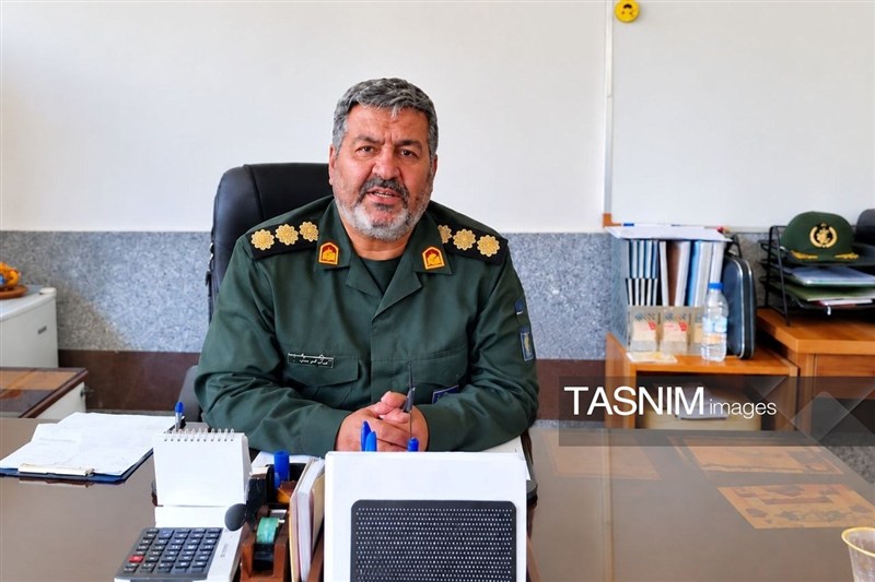 سنندج میزبان تجلیل از سربازان؛ پیام اقتدار و امنیت مخابره می‌شود / اخبار کردستان - اخبار استانها