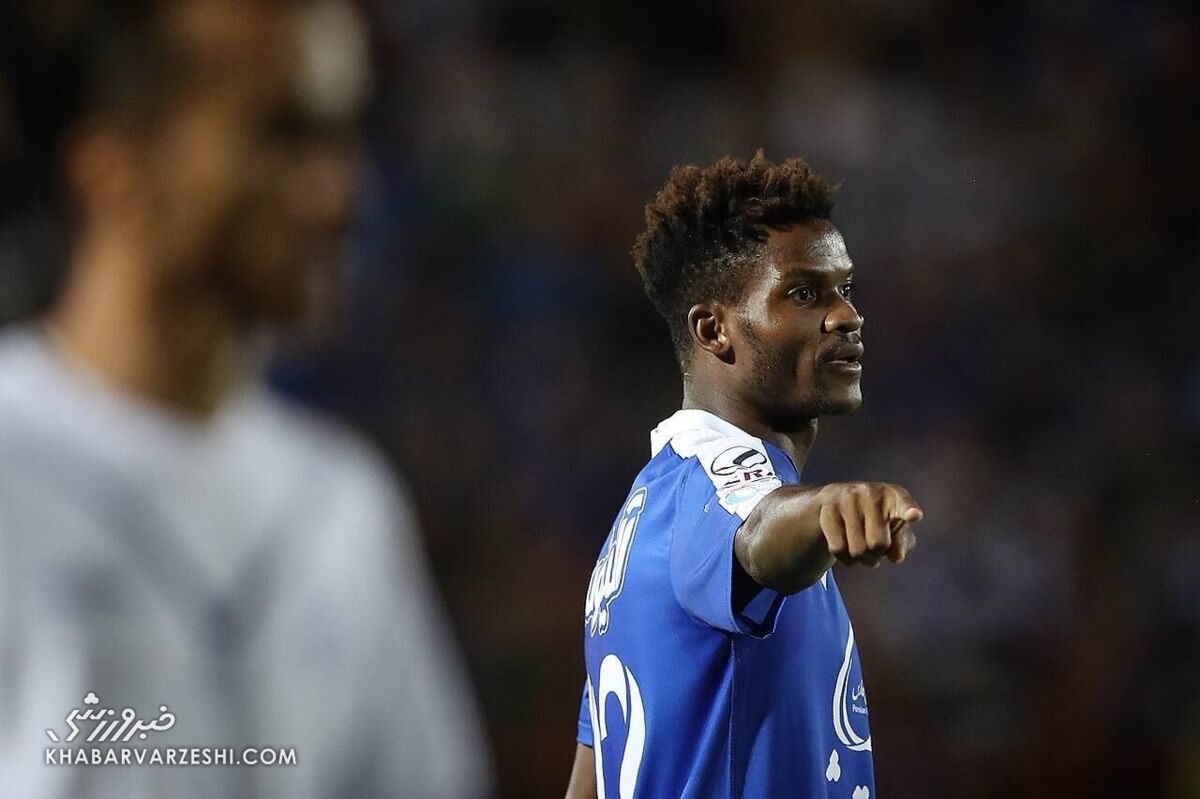 تناقض آمادگی؛ اندونگ در تیم ملی فعال، در استقلال خانه نشین! / دیدیه اندونگ , استقلال , تیم ملی گابن , فوتبال باشگاهی , جام ملت‌های آفریقا